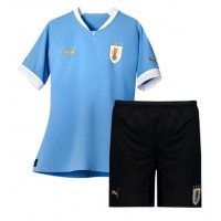 Camiseta Uruguay Primera Equipación para niños Mundial 2022 manga corta (+ pantalones cortos)